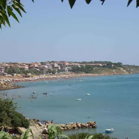 Апартаменты Apartment In Isola Di Capo Rizzuto 31114 Капо-Риццуто